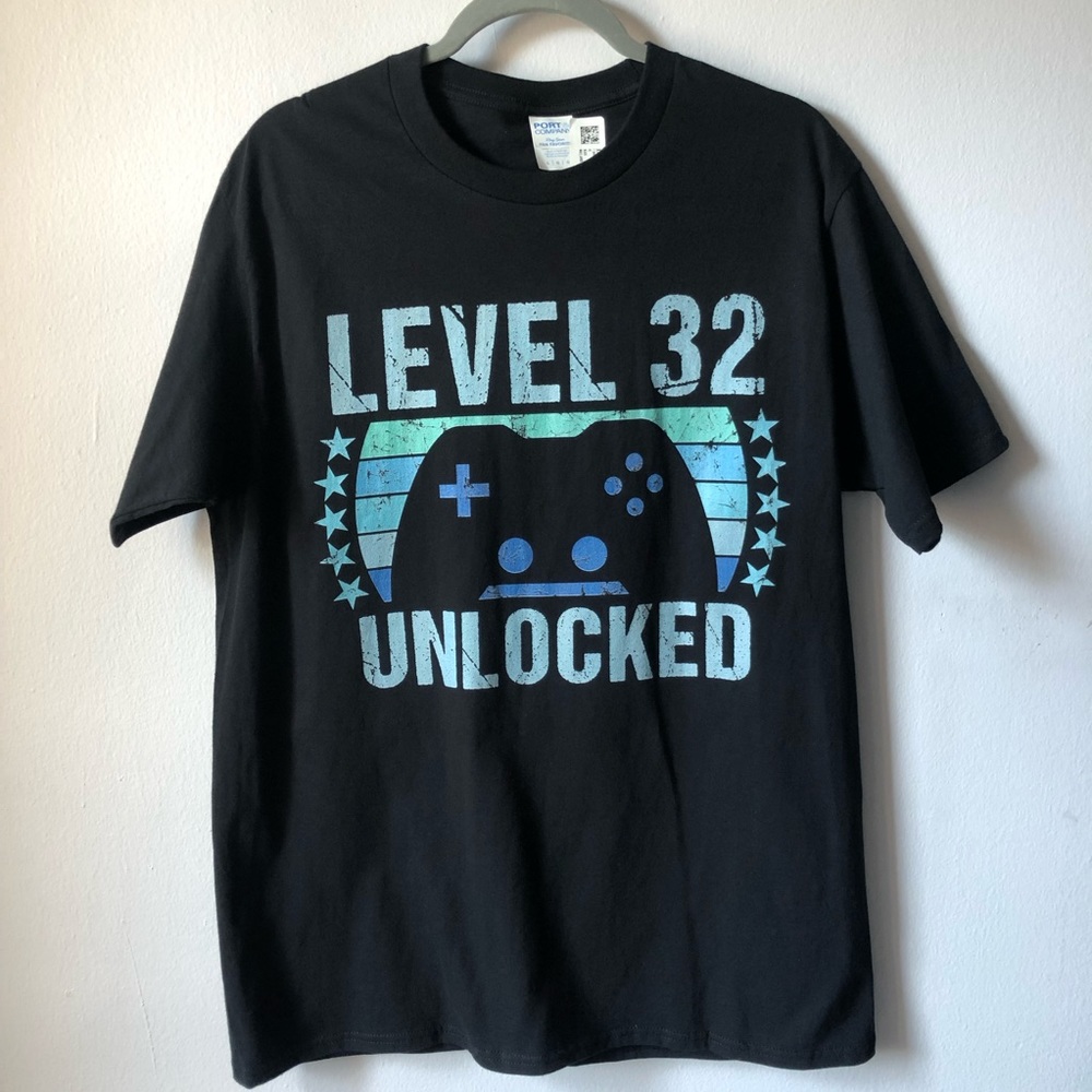 Level 32 unlocked birthday t-shirt